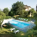 بيت للعطل Rustic In With Swimming Pool