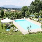 Rustic In With Swimming Pool بيت للعطل *
